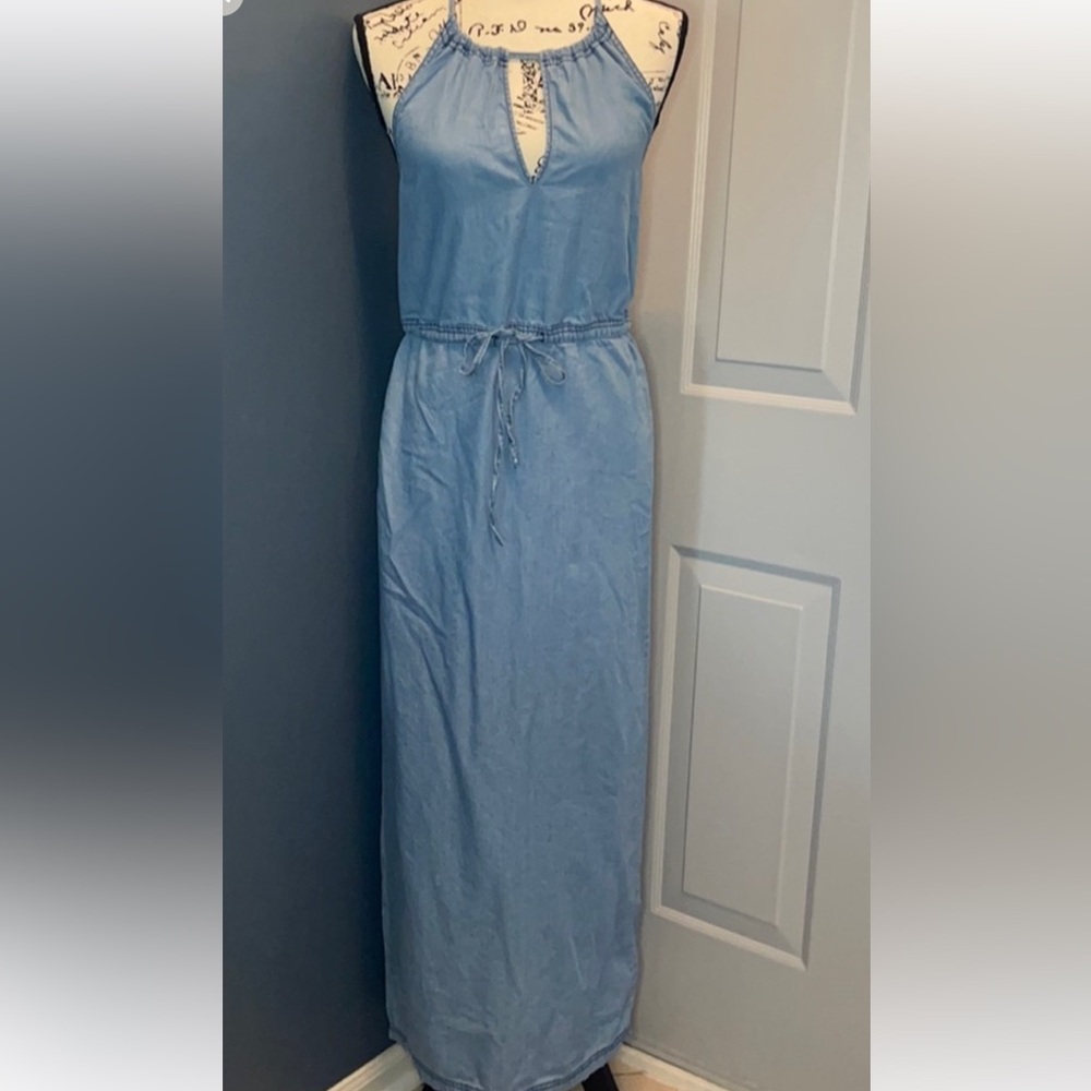 Romeo + Juliet Couture Blue Halter Maxi Dress